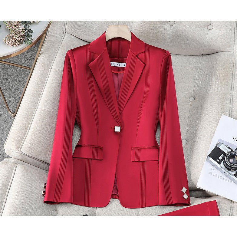 Chloé Rousseau Regal Poise Set