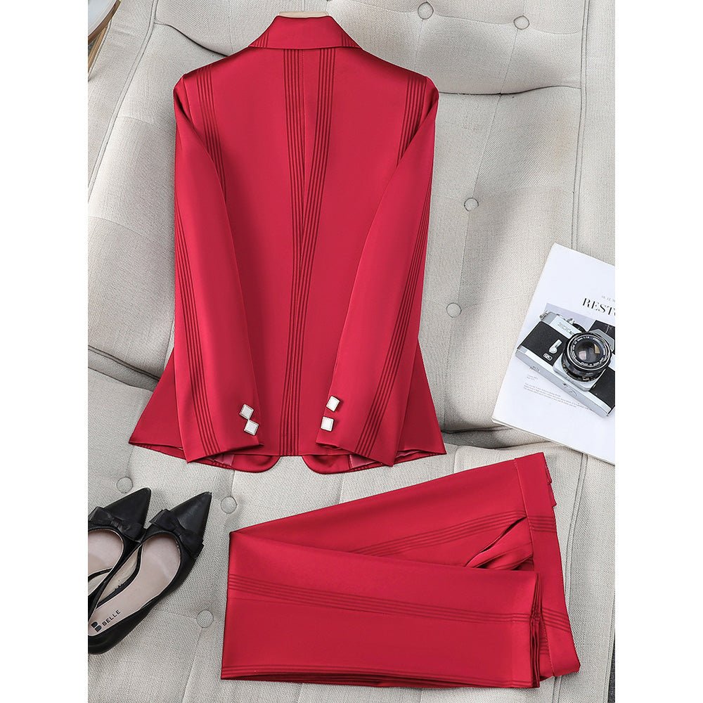 Chloé Rousseau Regal Poise Set