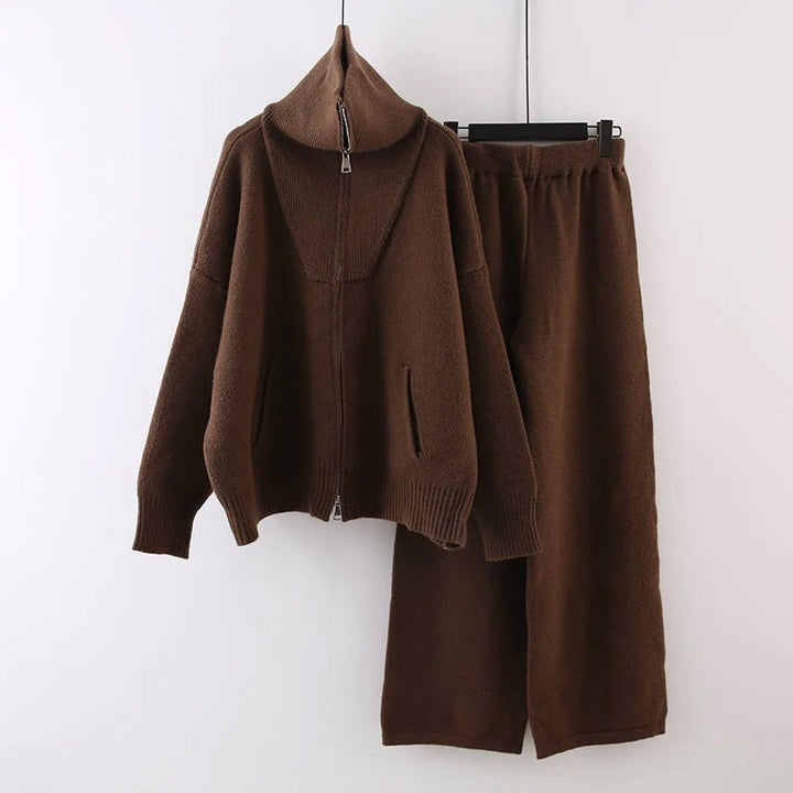 Daphne Ellis Cozy Knit Duo